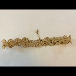 NWOT Choker Adjustable